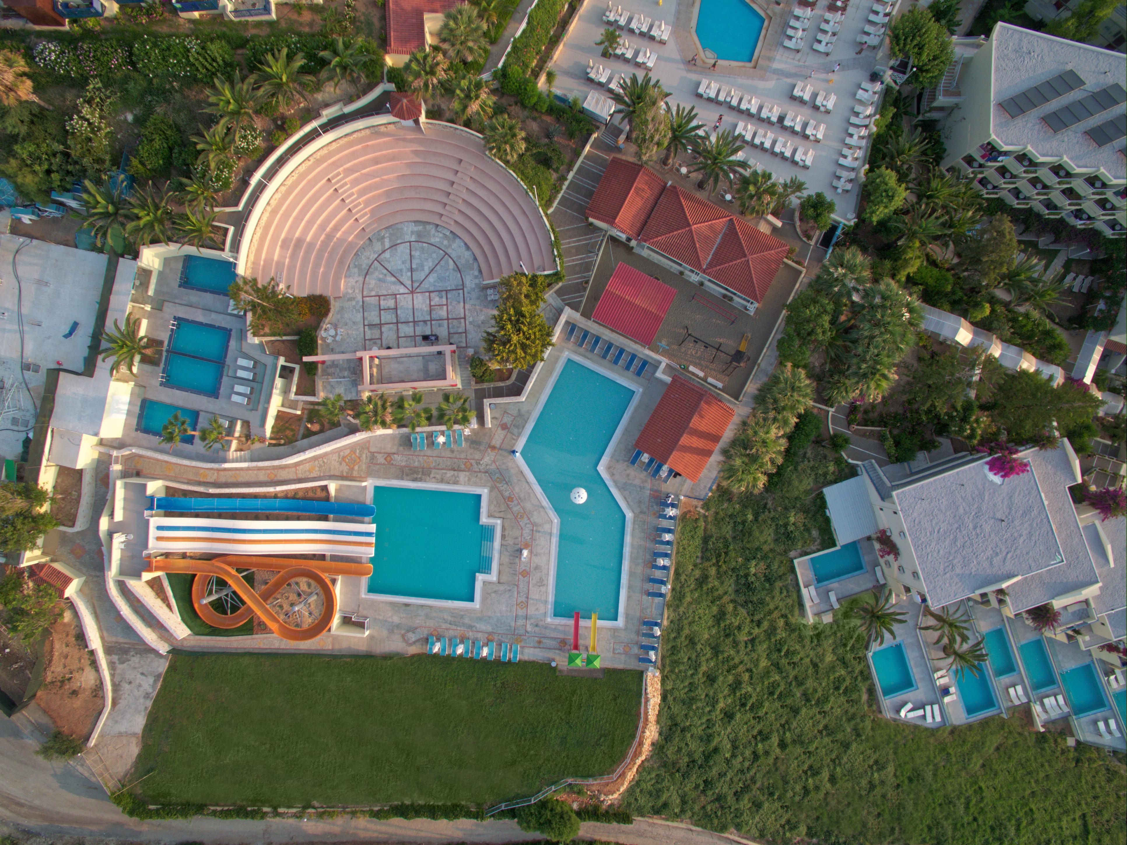 Rethymno Mare & Water Park Hotel Скалета Екстериор снимка