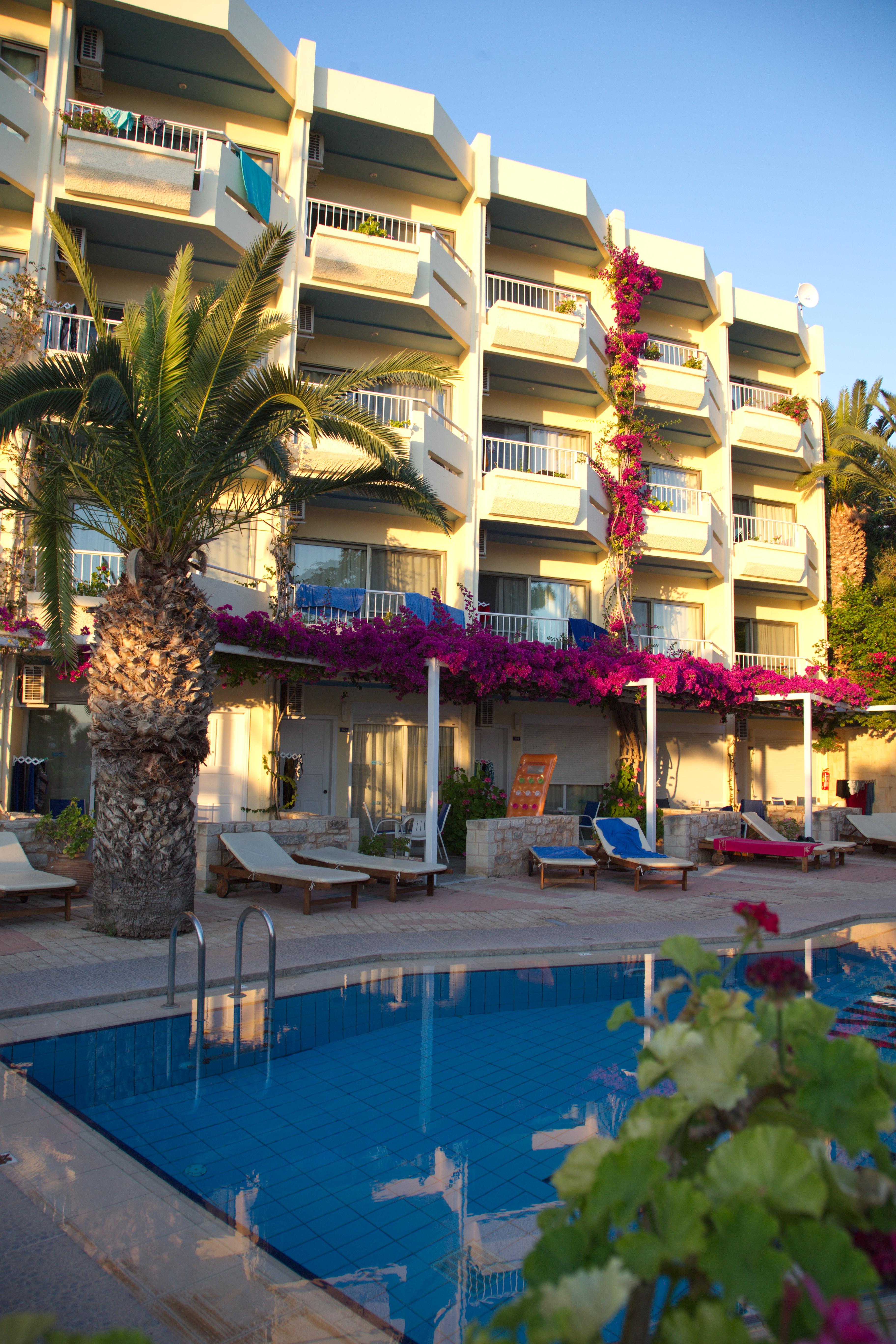 Rethymno Mare & Water Park Hotel Скалета Екстериор снимка
