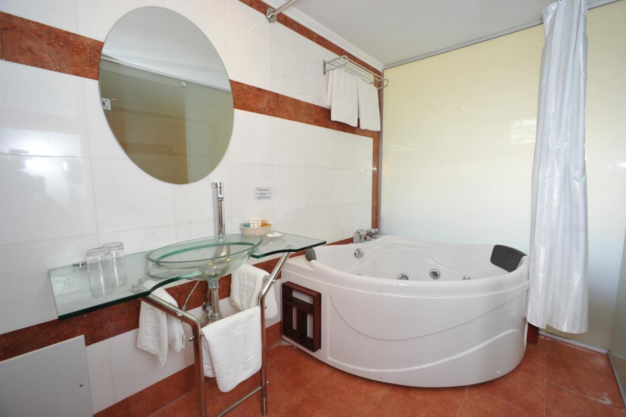 Rethymno Mare & Water Park Hotel Скалета Екстериор снимка