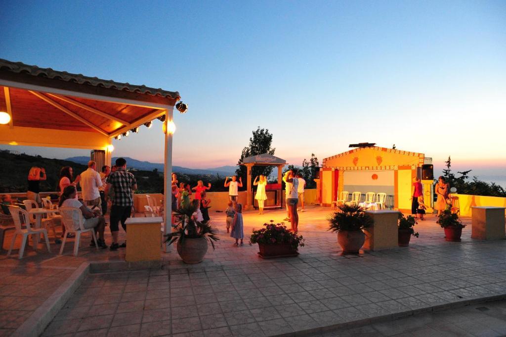 Rethymno Mare & Water Park Hotel Скалета Екстериор снимка