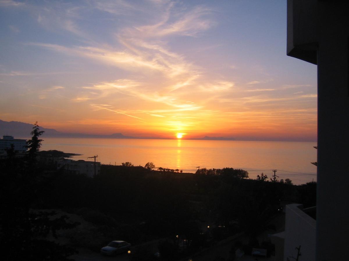 Rethymno Mare & Water Park Hotel Скалета Екстериор снимка